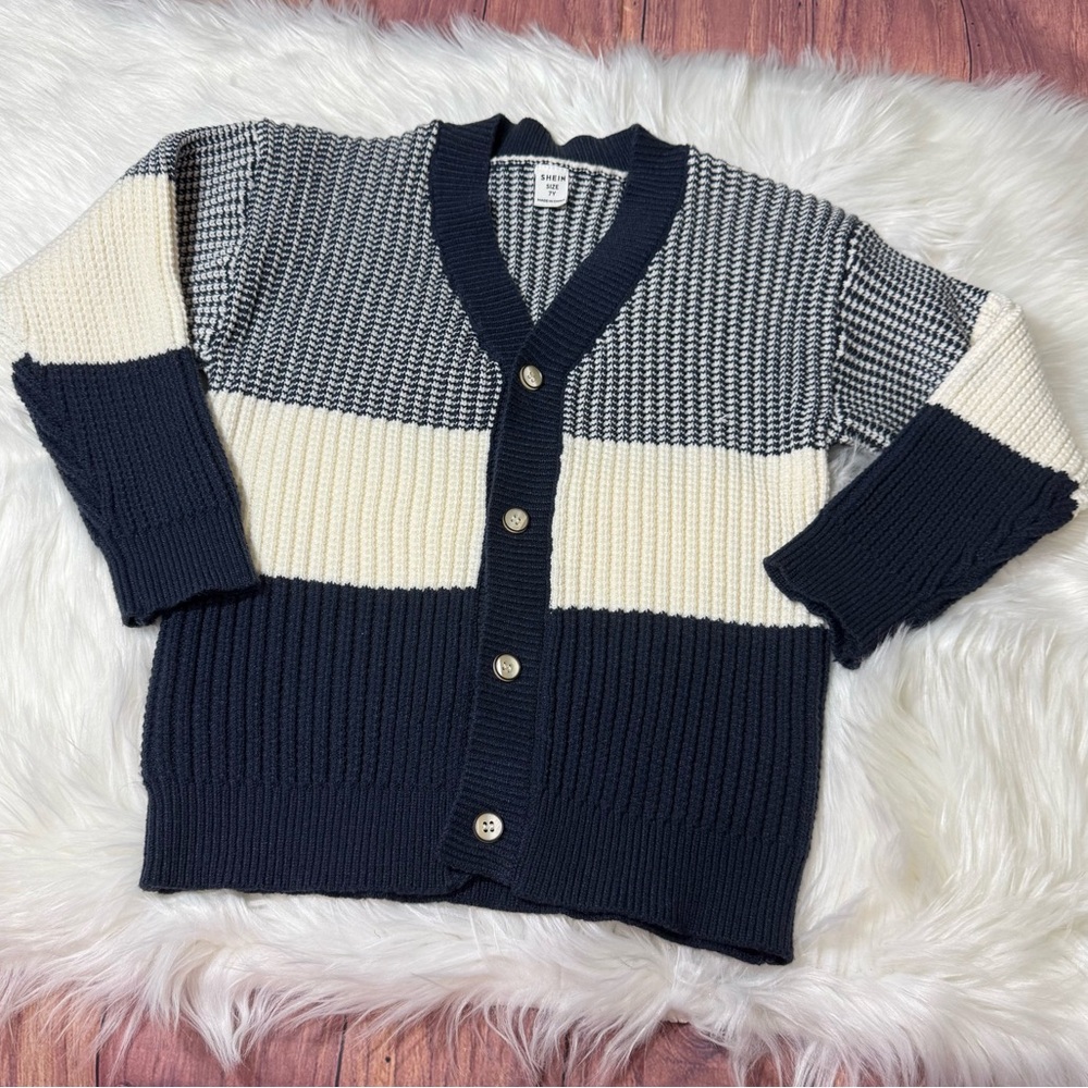 SHEIN Youth Boy Size 7 Cozy Blue and Cream Knit Cardigan